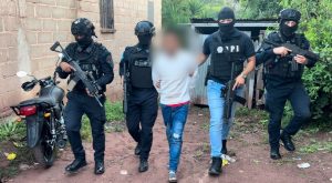 MP ejecuta allanamientos y dos capturas relacionadas con el asesinato de joven en la colonia Suyapa